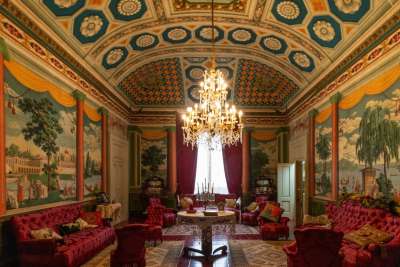 Una "reggia" nel centro di Putignano: � Palazzo Colavecchio, sfarzosa dimora del 1818 